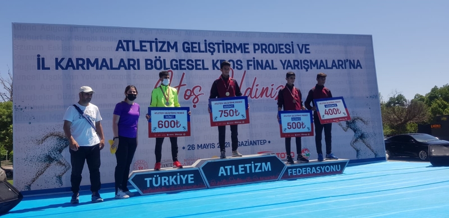 Gaziantep te düzenlenen 16 yaş altı atletizm Türkiye Şampiyonasına Eleşkirt Gençlik Spor müdürlüğü başarısı