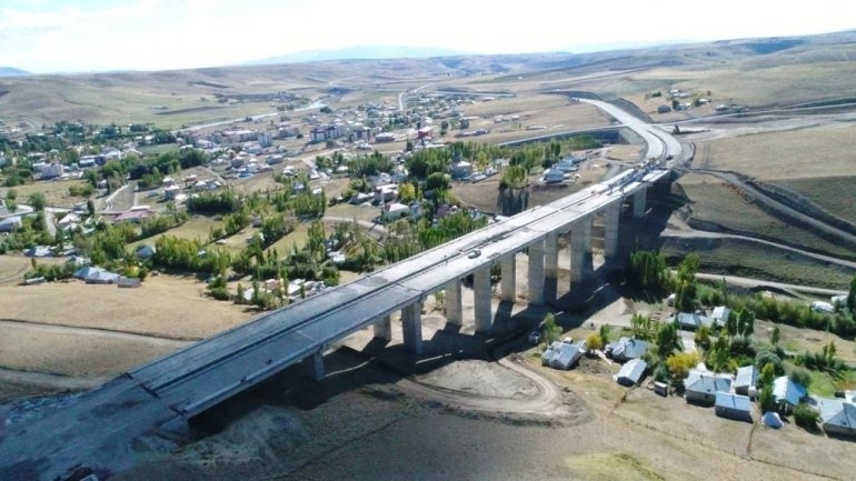 Hamur-Tutak-Patnos Yolu yarın hizmete açılıyor