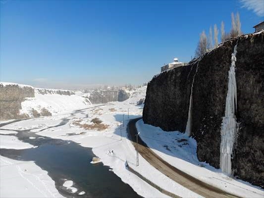 Diyadin Murat Kanyonu, buz tırmanışı için dağcıları bekliyor