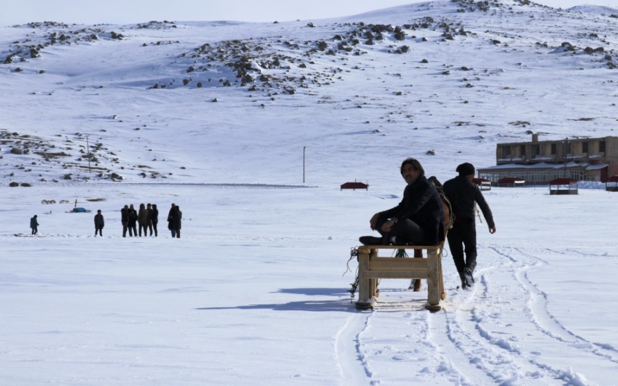 Taşlıçay – Doğubayazıt ilçeleri arasında bulunan Doğu
