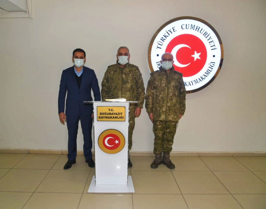9. Kolordu Komutanı Tümgeneral Uzun Doğubayazıt Kaymakamı Akpınar