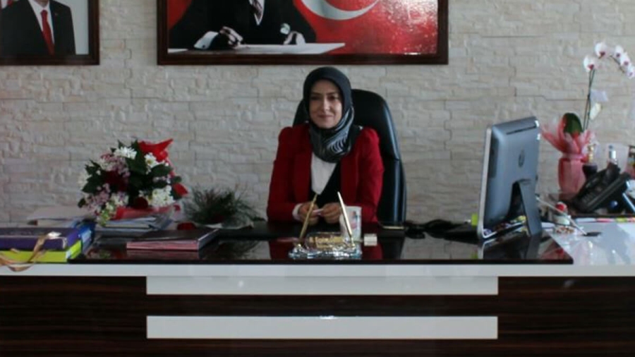 Kars Akyaka Kaymakamı Nur Sevinç Özbek Çakas Erzincan-Üzümlü Kaymakamlığına atandı