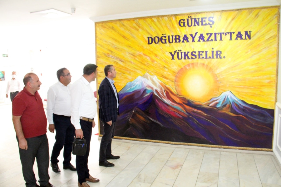 Ağrı Milli Eğitim Müdürü Kökrek, Doğubayazıt’ta incelemelerde bulundu