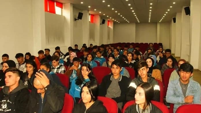 Doğubayazıt Belediyesi 2023 YKS sınav ücretlerini ödeyecek