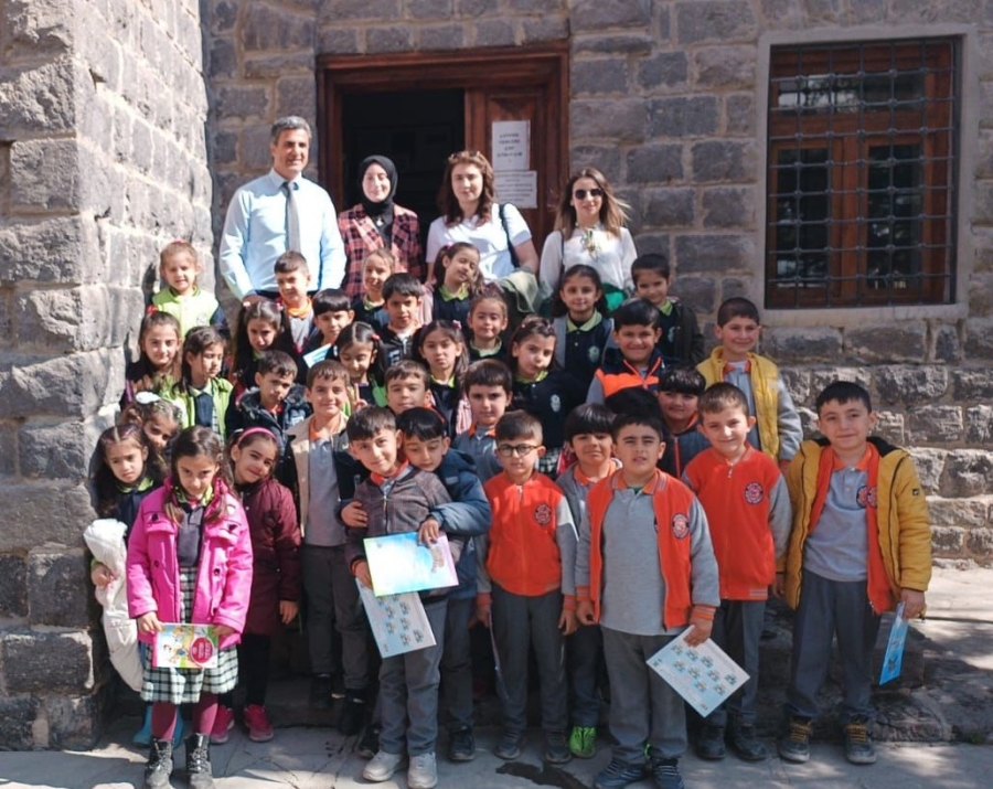 KÜTÜPHANELER GÜNÜ KUTLANIYOR