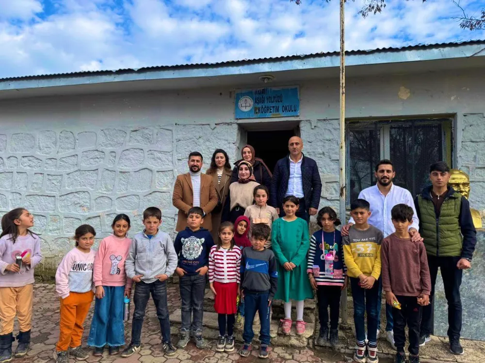 Ağrı’da Öğretmenler Günü’ne özel 24 okul, 24 köy ziyareti 