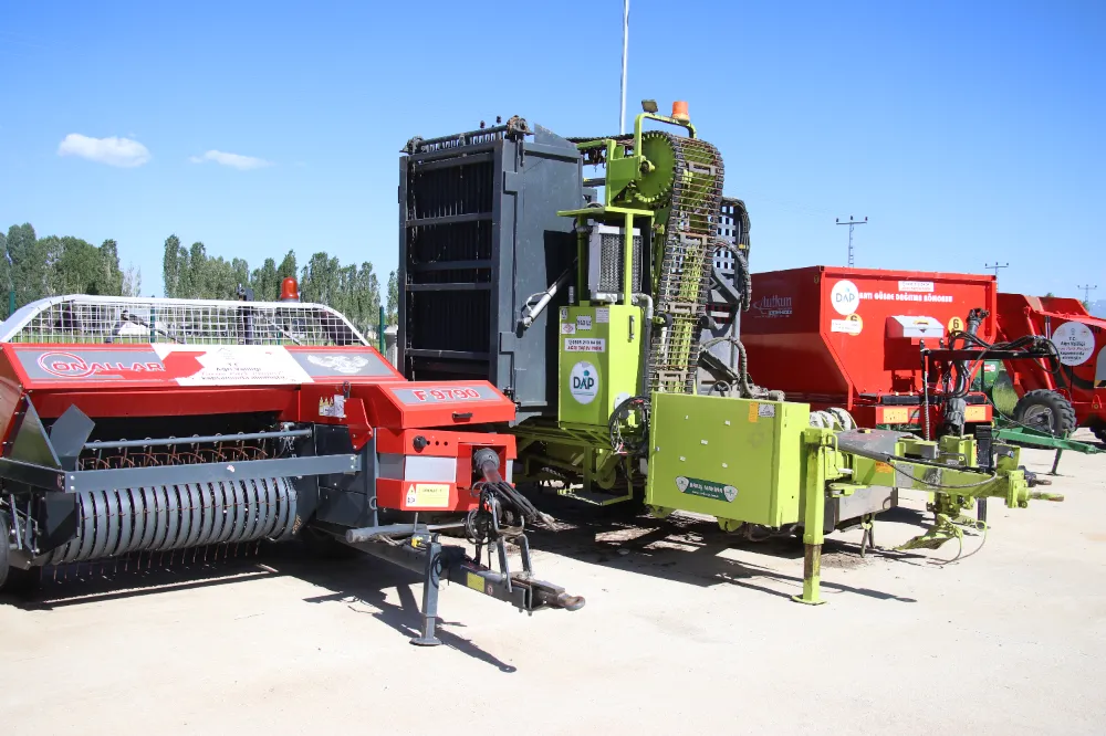 Tarım Park desteğiyle makine sıkıntısı yaşamayan çiftçiler üretimlerini de artırıyor