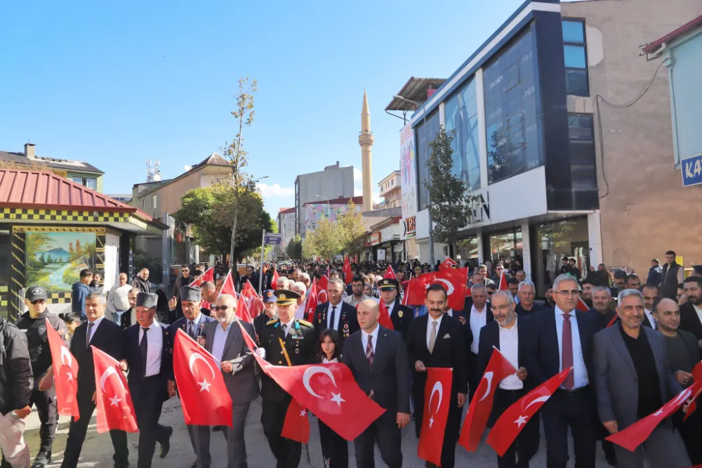 Cumhuriyet Yürüyüşü büyük bir coşkuyla gerçekleştirildi