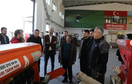 AĞRI İBRAHİM ÇEÇEN ÜNİVERSİTESİ ÖĞRENCİLERİ, TARIM PARK YERLEŞKESİNİ ZİYARET ETTİ