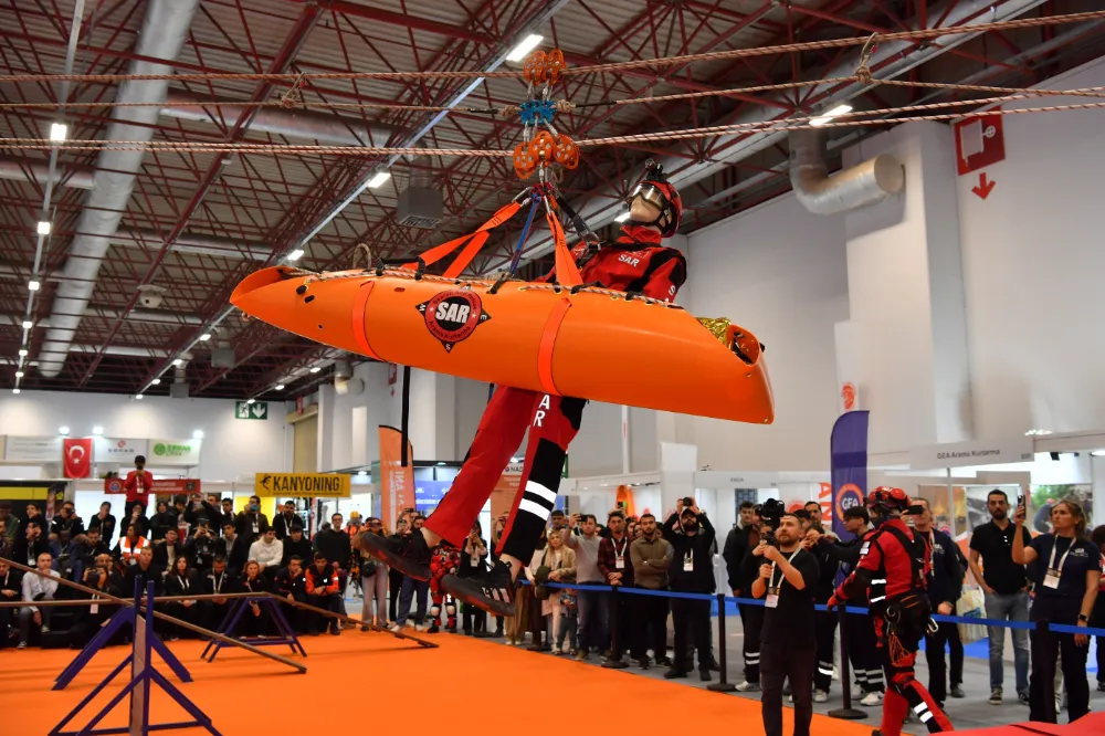 AFET YÖNETİMİNDE YENİ NESİL TEKNOLOJİLER BİR ARADA