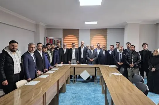 Doğubayazıt İlçe Müftülüğünde görev yapan başarılı personele “Başarı Belgesi Takdim Programı” 