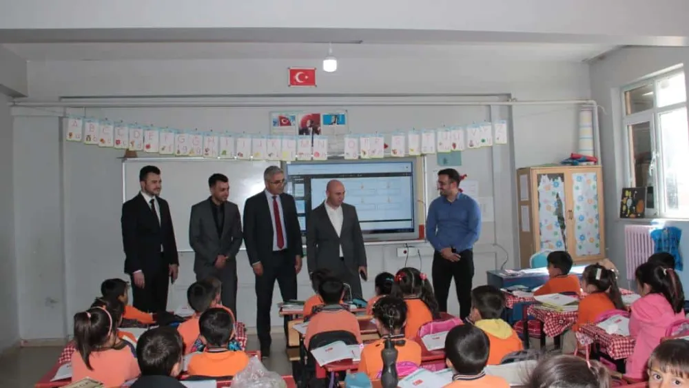 Kaymakam Ekinci, Mustafa Yassuboğa İlkokulunu ziyaret etti