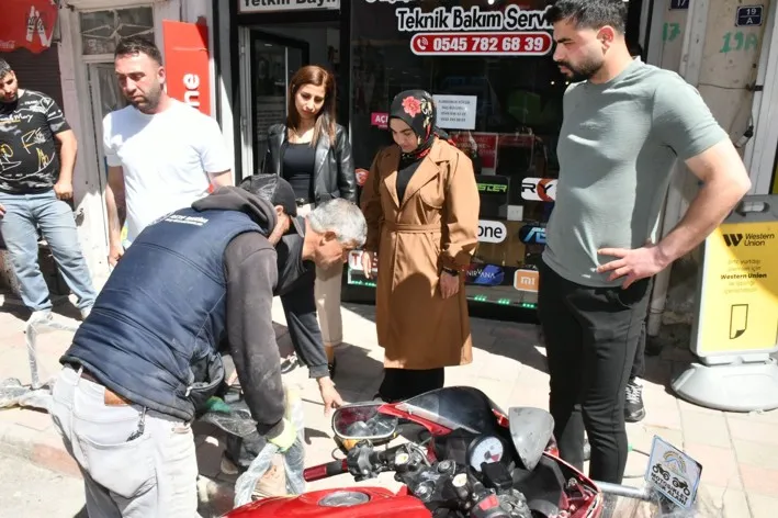 Kapalı Cadde’de Yeni Düzenleme: Motokuryelere Özel Park Alanı