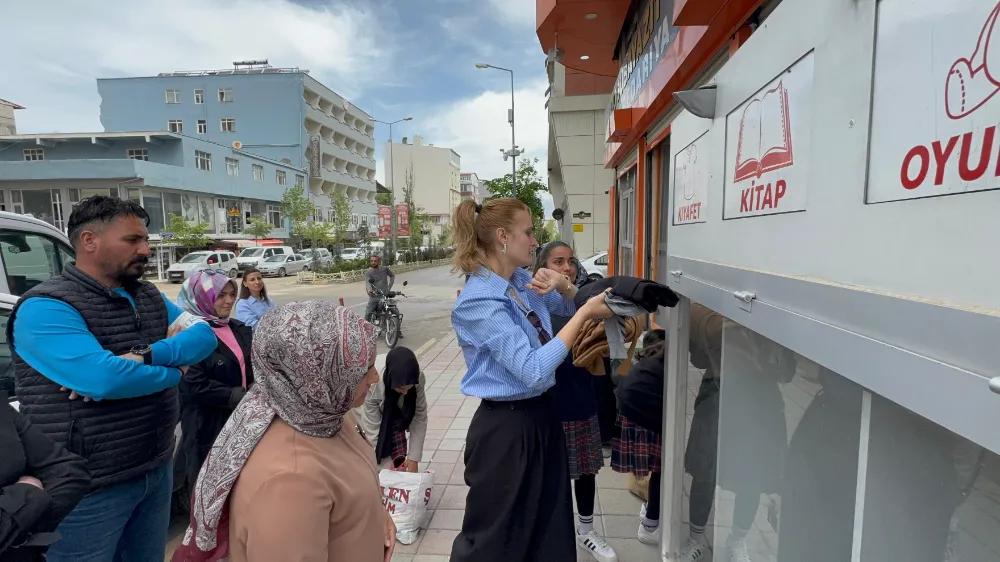 Gevher Nesibe Mesleki ve Teknik Anadolu Lisesi öğrencileri “Paylaşım Noktası” projesine katkı sundu