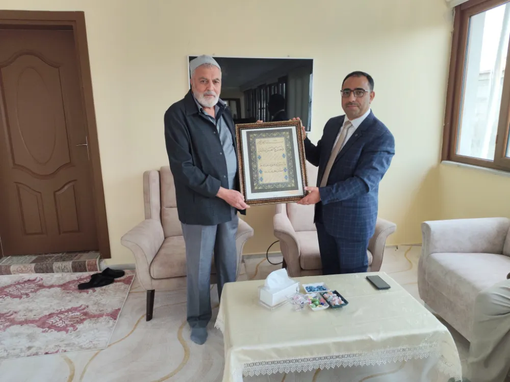 Müftü Demirkaynak, DAK Doğubayazıt Arama Kurtarma Başkanı Tanrıverdi’ye iade-i ziyarette bulundu 