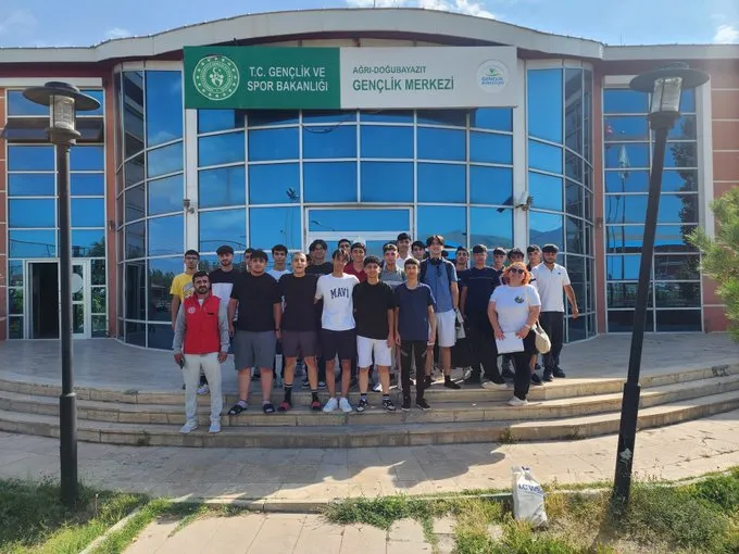 Doğubayazıt Gençlik Merkezi 110. yılında, 110 bin gençle yola çıktık! projesi ile gençleri Çanakkale