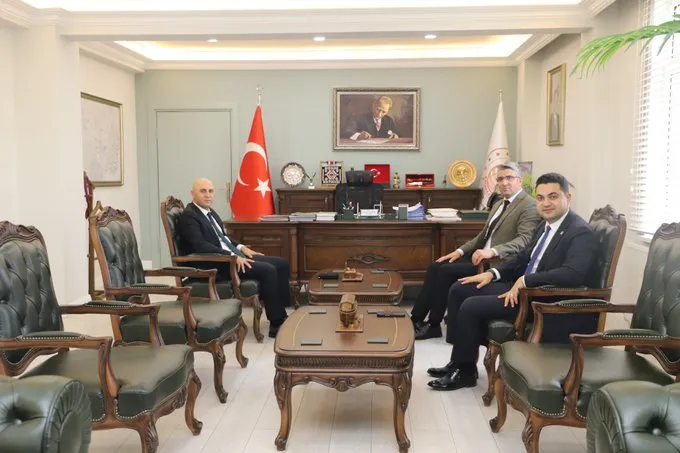 Ağrı Vali Yardımcıları Seyhan ve Çalışır, Kaymakam Murat Ekinci’ye iade-i ziyarette bulundu
