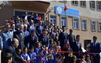 Diyadin Ahmed-i Hani İlkokulu ve Mollakara Köyü Ortaokulu açılışı yapıldı