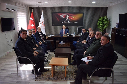 Doğubayazıt AK Parti Belediye Başkan Adayı Ertuğrul Eryılmaz Gürbulak ziyaretinde Günübirlikçilerin sorunlarını dile getirdi